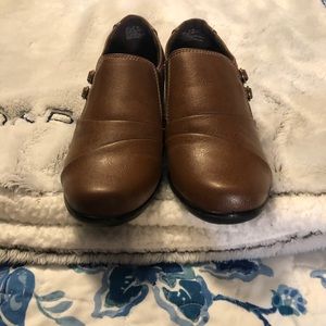 Air Flex Faux Leather Upper Slip On Wear With Dual Elastic Side Panels NWOT